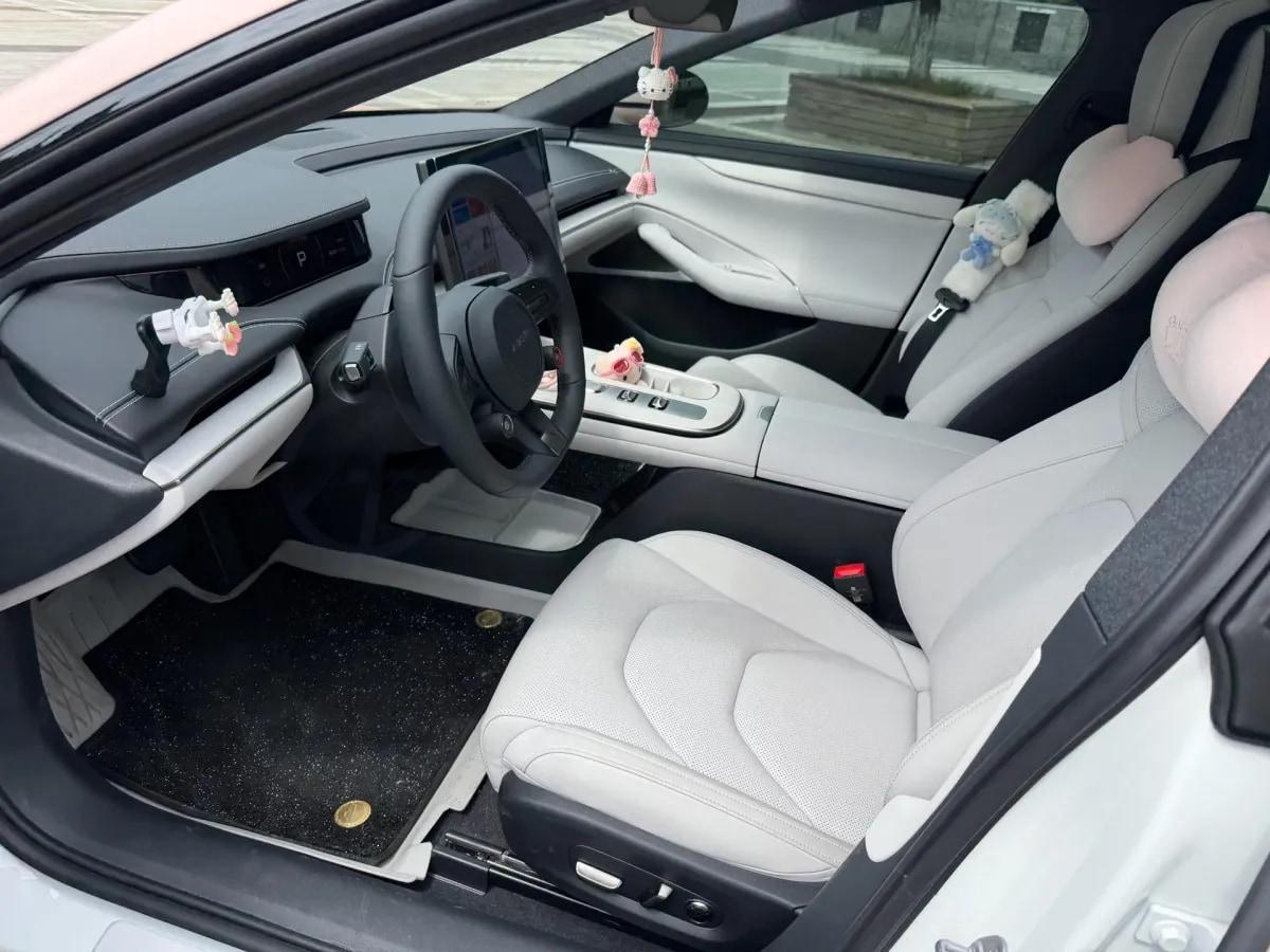 2024 Xiaomi SU7 BEV 94.3KWH image 6