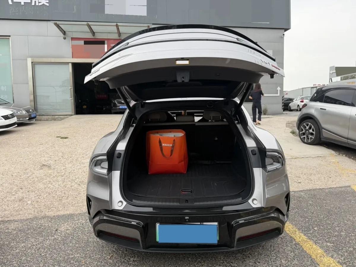 2025 Xiaomi YU7 BEV 101.7KWH 760km image 6