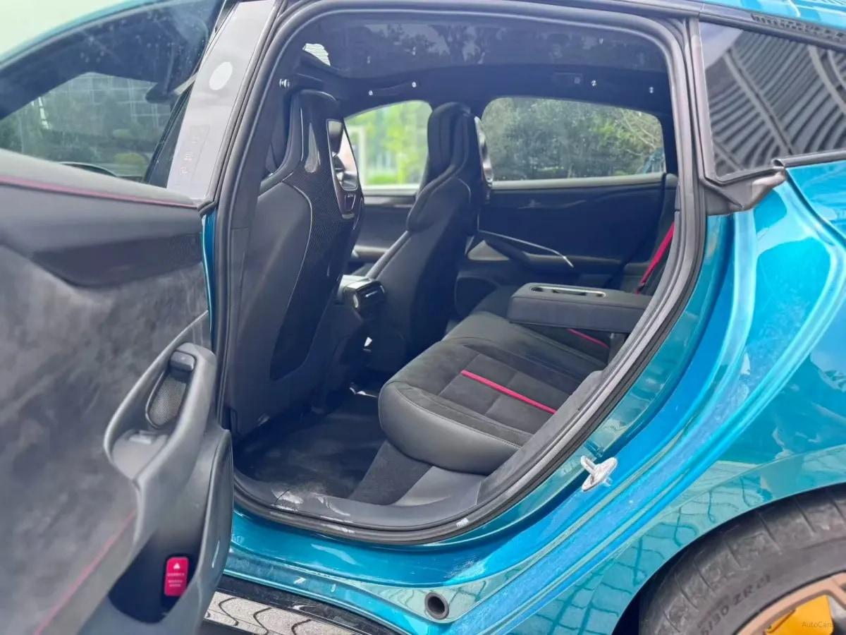 2025 Xiaomi SU7 Ultra BEV 93.7KWH image 6