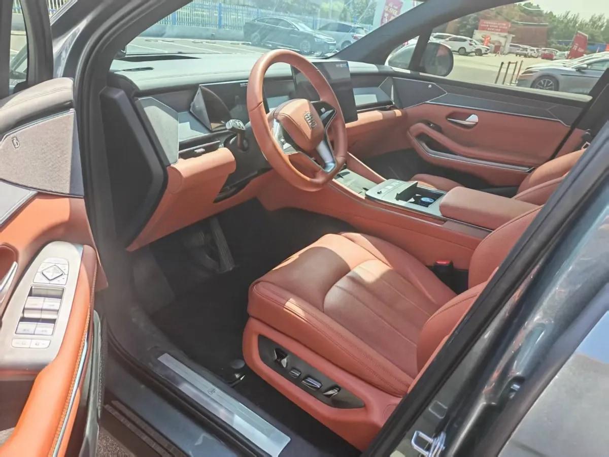 2025 BYD Tang L BEV image 6