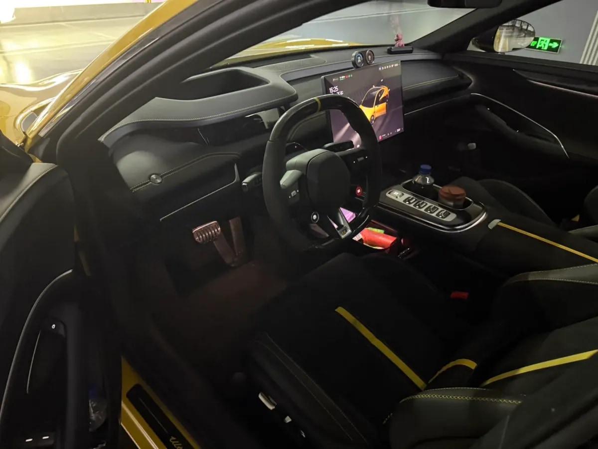 2025 Xiaomi SU7 Ultra BEV 93.7KWH 630km image 6
