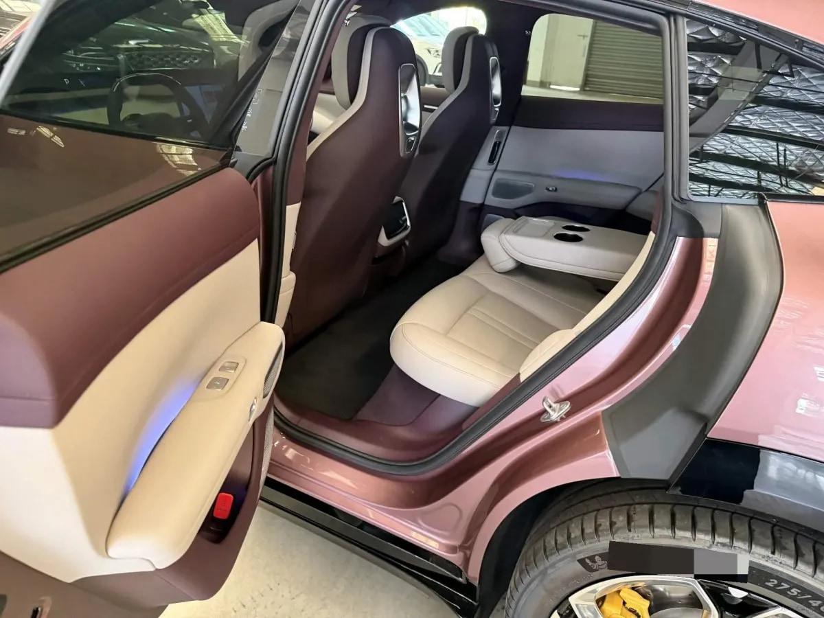 2025 Xiaomi YU7 BEV 101.7KWH image 6