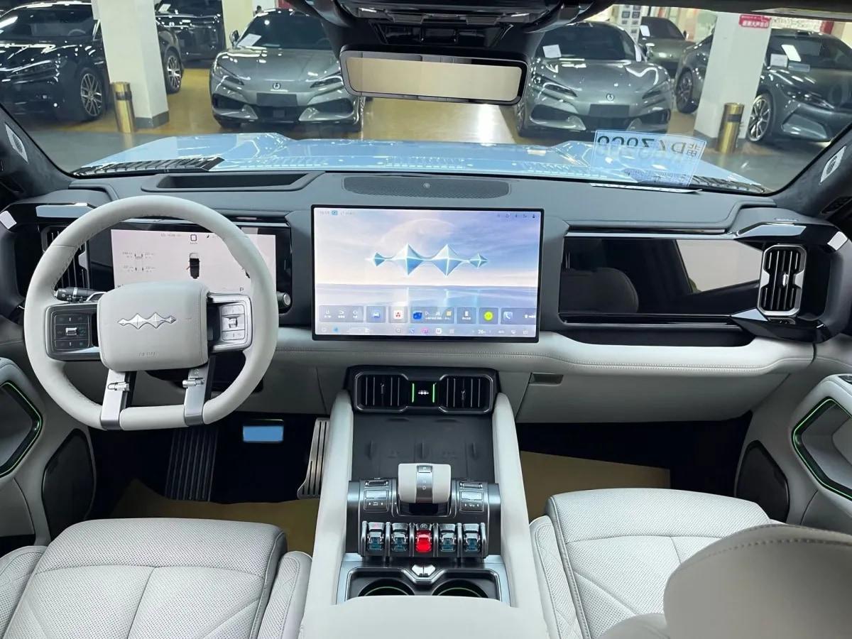 2026 Fang Cheng Bao Bao 8 2.0T 245HP L4 E-CVT PHEV 46.7KWH image 6