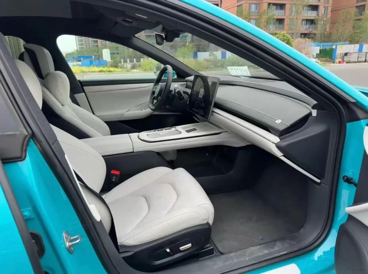 2024 Xiaomi SU7 BEV 73.6KWH image 6