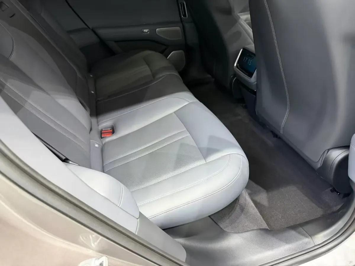 2025 Xiaomi YU7 BEV 101.7KWH 760km image 6