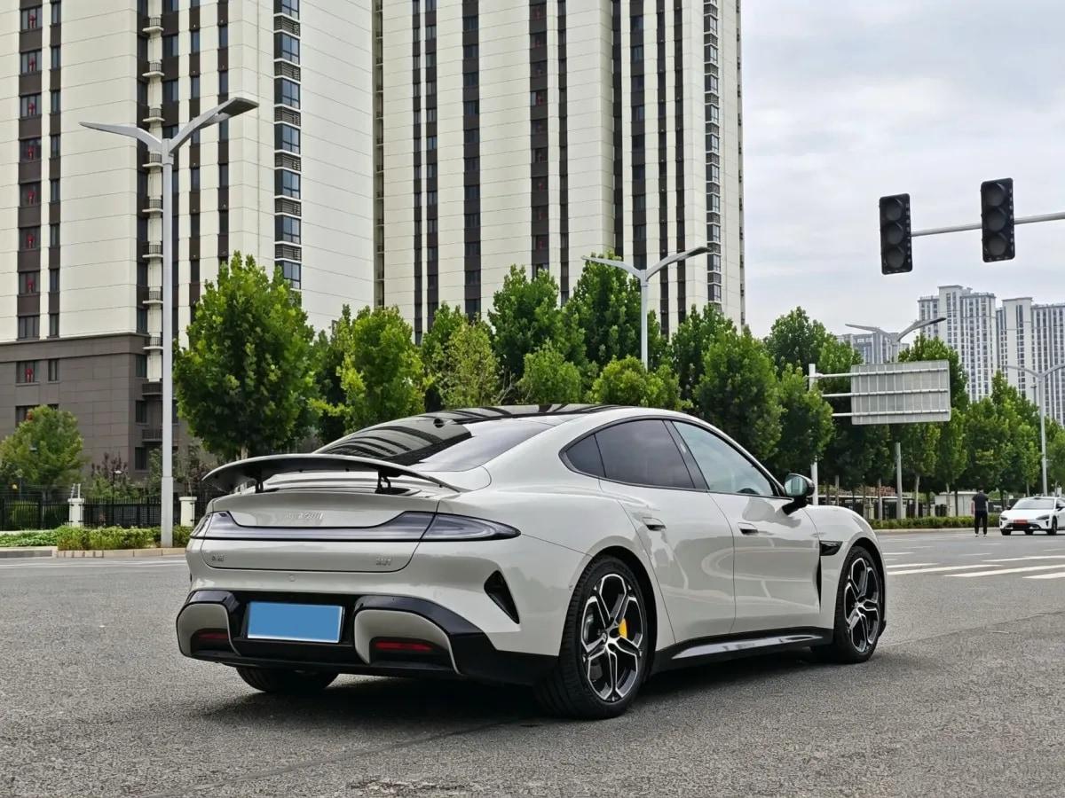 2026 Xiaomi SU7 BEV image 6