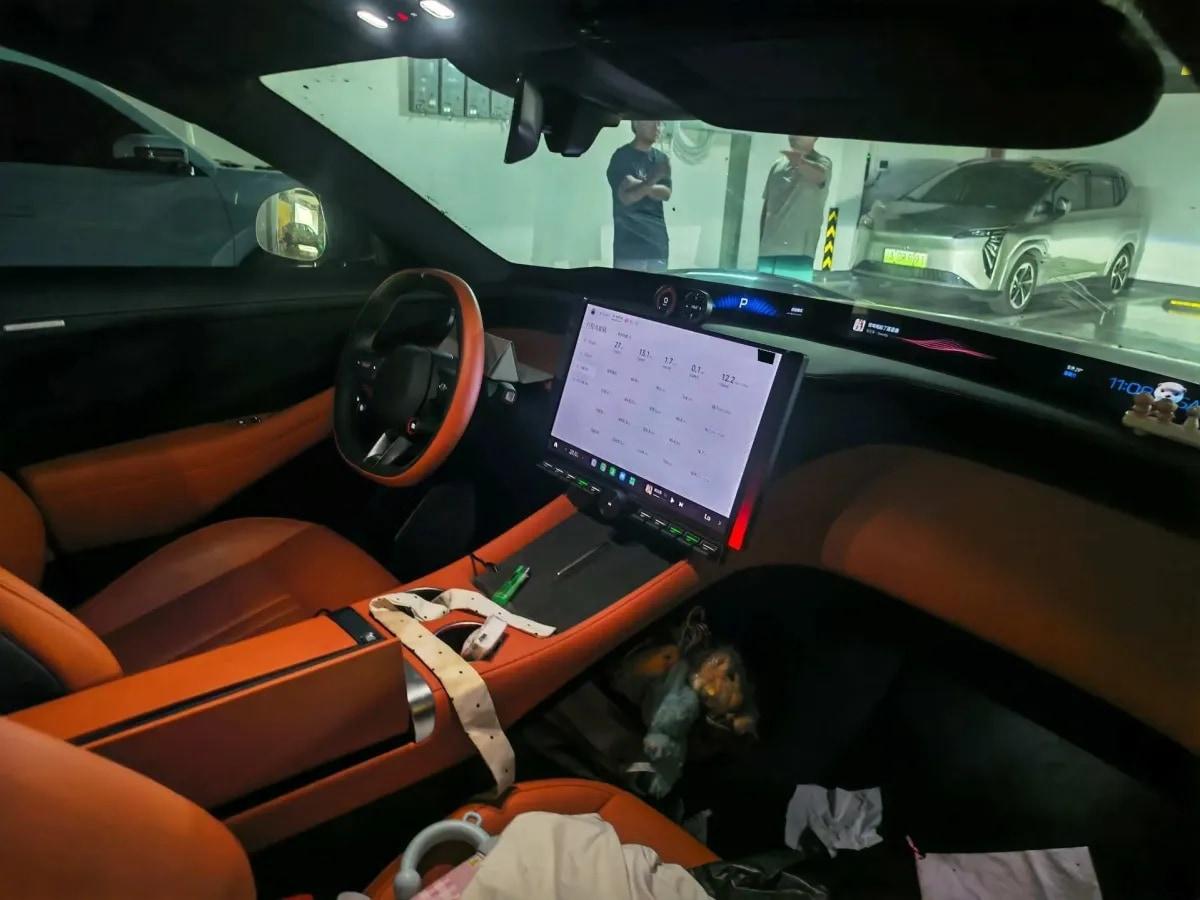 2025 Xiaomi YU7 BEV 96.3KWH 835km image 6