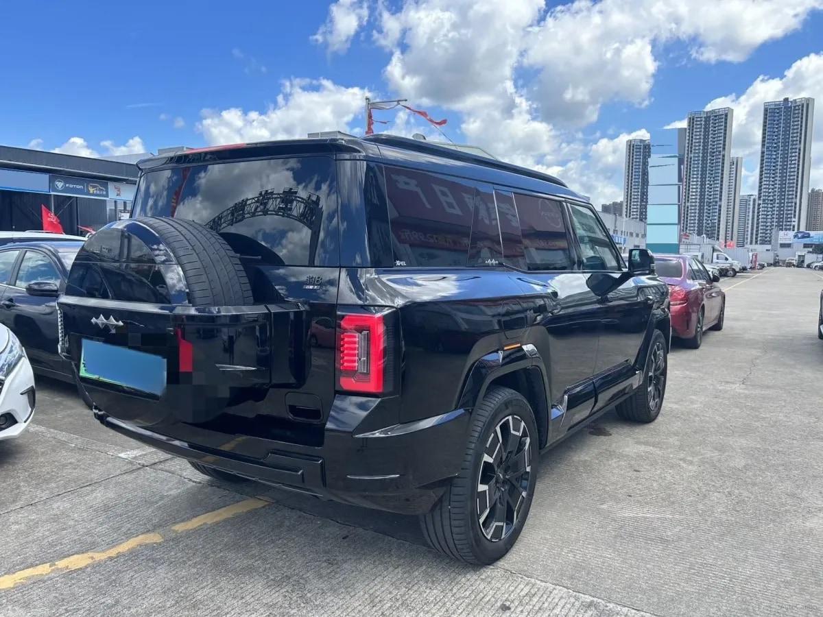 2025 FangChengBao Bao 8 2.0T 245HP L4 E-CVT PHEV 36.8KWH image 6
