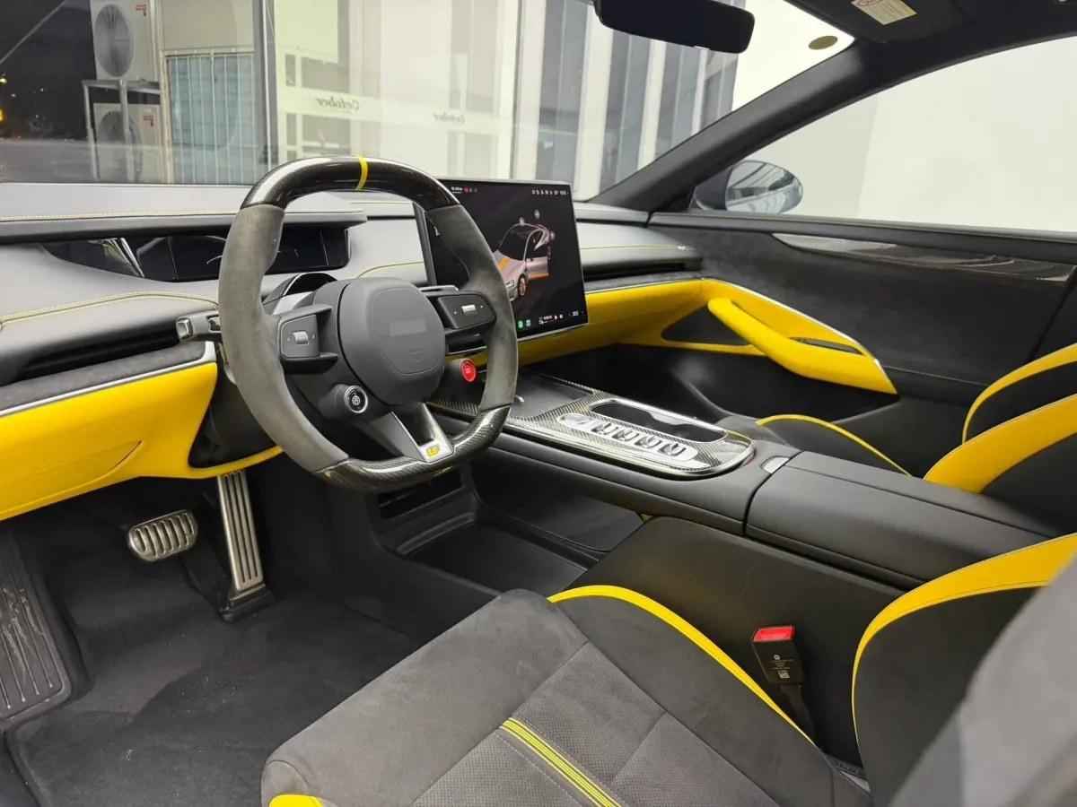 2025 Xiaomi SU7 Ultra BEV 93.7KWH 630km image 6