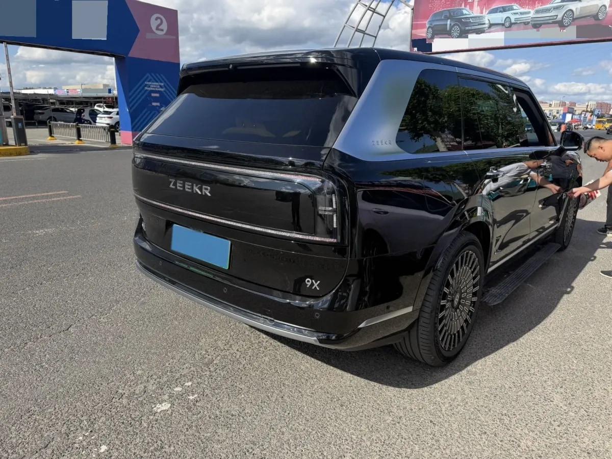 2026 Zeekr 9X 2.0T 279HP L4 1DHT PHEV 55KWH 288km image 6