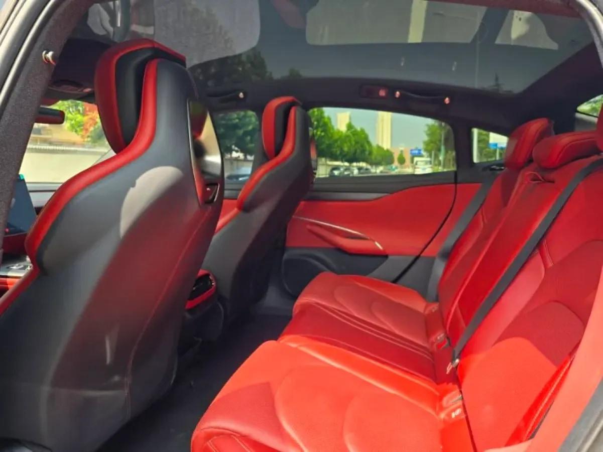 2024 Xiaomi SU7 BEV 73.6KWH image 6