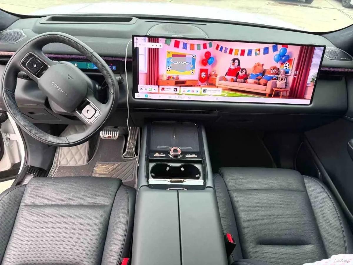 2025 LYNK&CO 900 2.0T 254HP L4 3DHT PHEV 52.38KWH 280km image 6