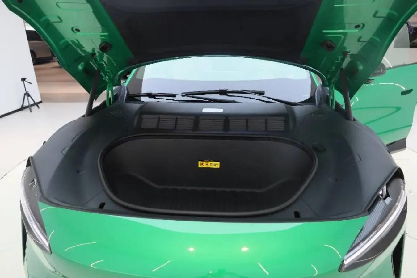 2025 Xiaomi YU7 BEV 96.3KWH 835km image 6