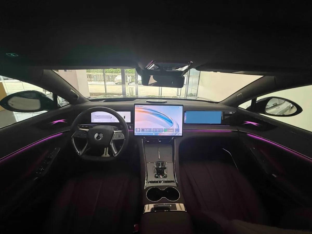 2024 Denza DenzaZ9GT 2.0T 207HP L4 E-CVT PHEV 38.5KWH 201km image 6