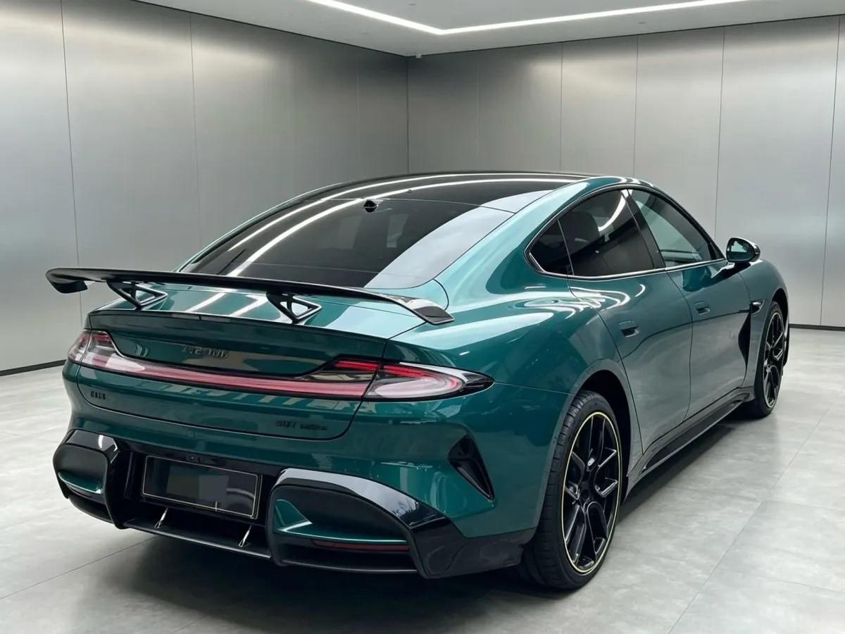 2025 Xiaomi SU7 Ultra BEV 93.7KWH image 6
