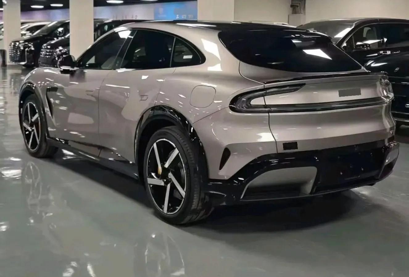 2025 Xiaomi YU7 BEV 101.7KWH image 6
