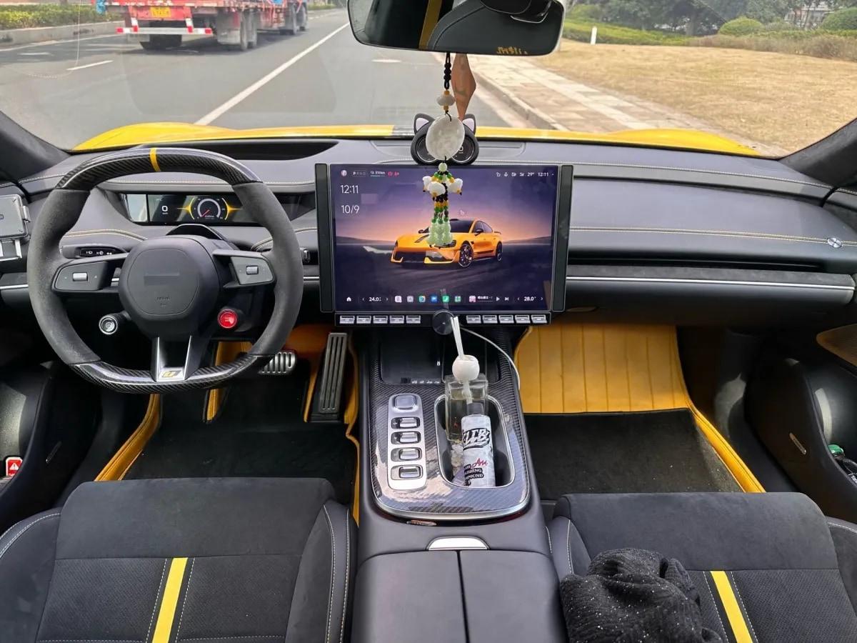 2025 Xiaomi SU7 Ultra BEV 93.7KWH 630km image 6