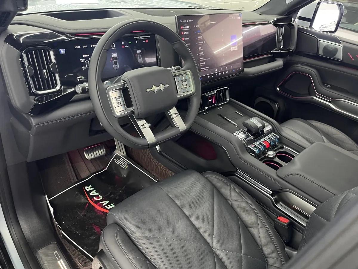 2025 FangChengBao Bao 8 2.0T 245HP L4 E-CVT PHEV 36.8KWH image 6