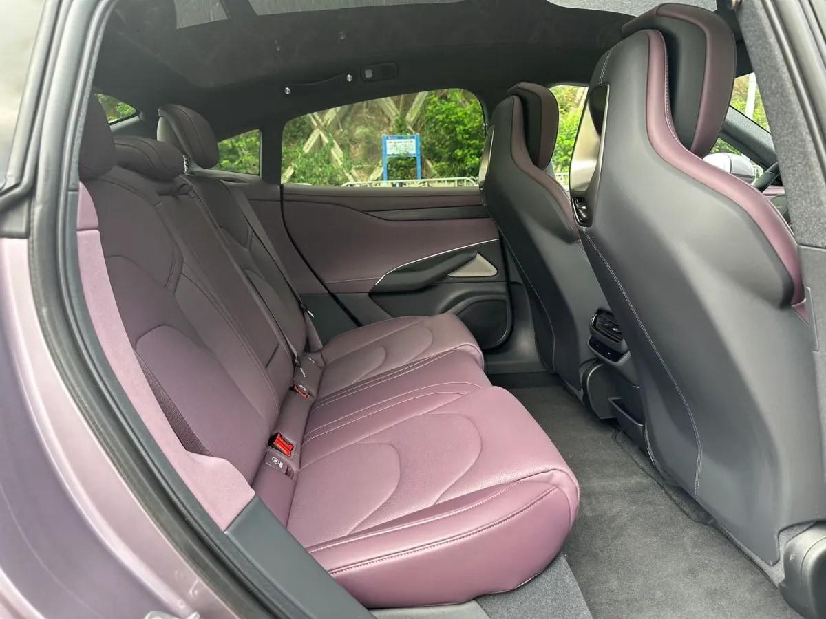2024 Xiaomi SU7 BEV 94.3KWH image 6