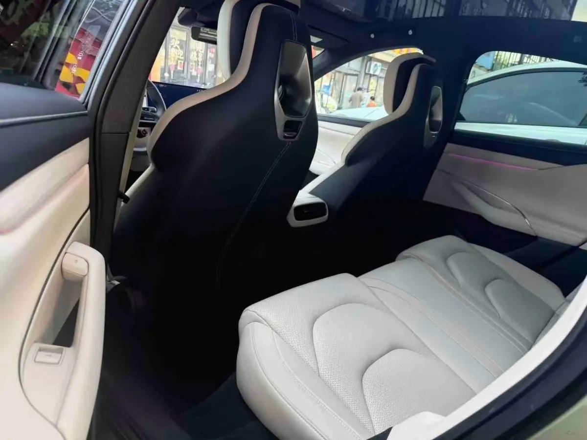 2024 Xiaomi SU7 BEV 94.3KWH image 6