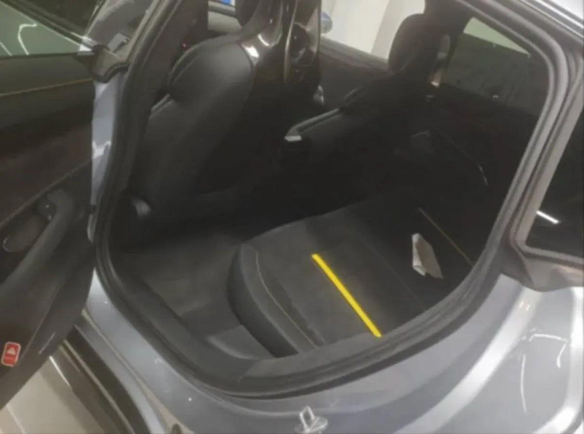 2025 Xiaomi SU7 Ultra BEV 93.7KWH 630km image 6