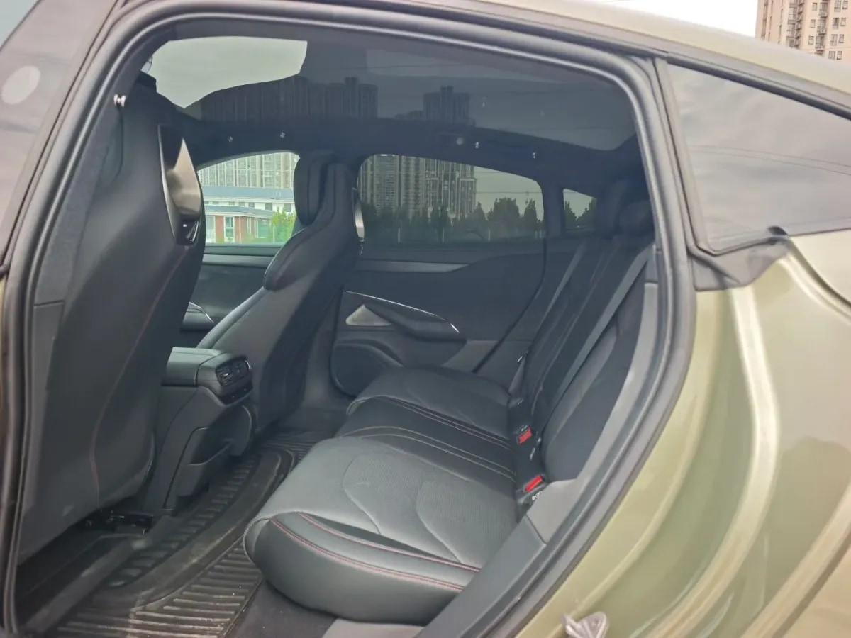 2024 Xiaomi SU7 BEV 73.6KWH 700km image 6