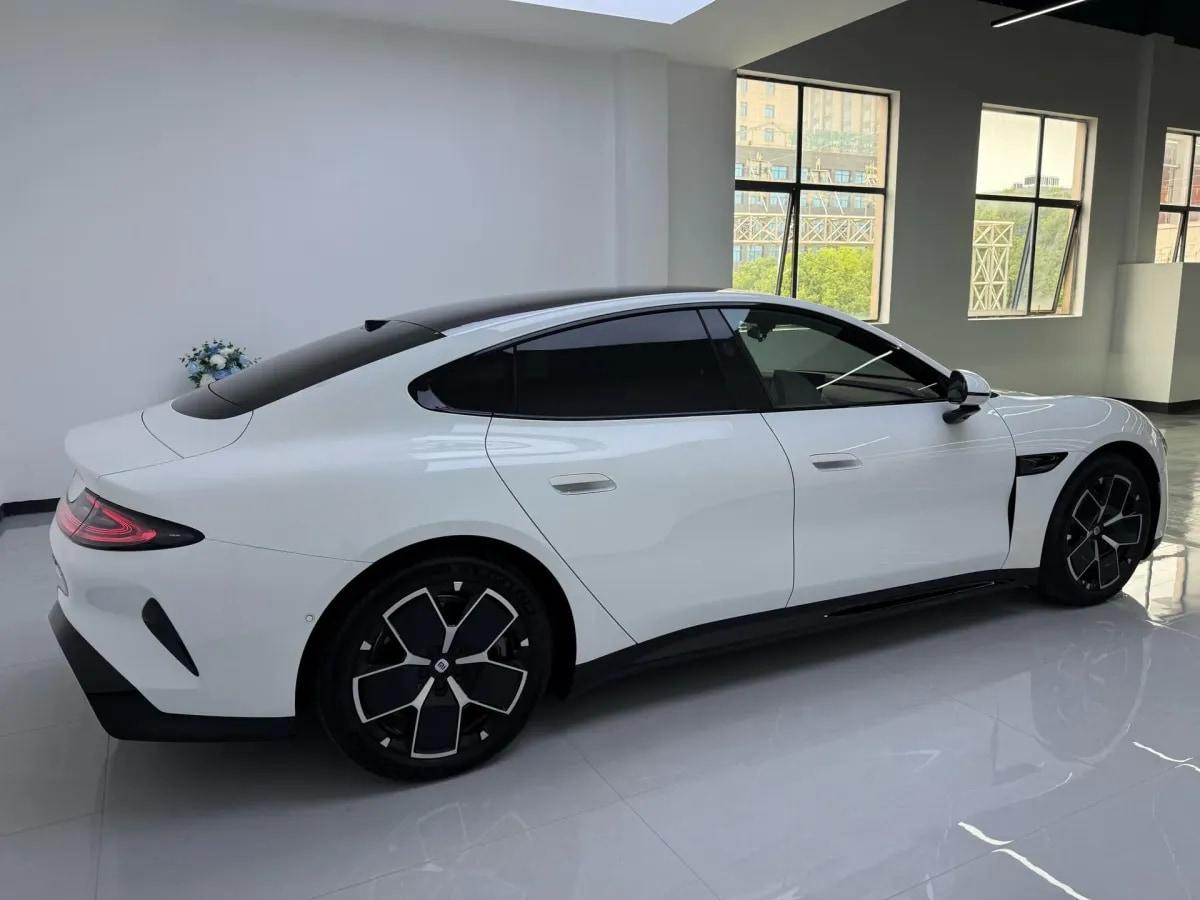 2024 Xiaomi SU7 BEV 73.6KWH image 6