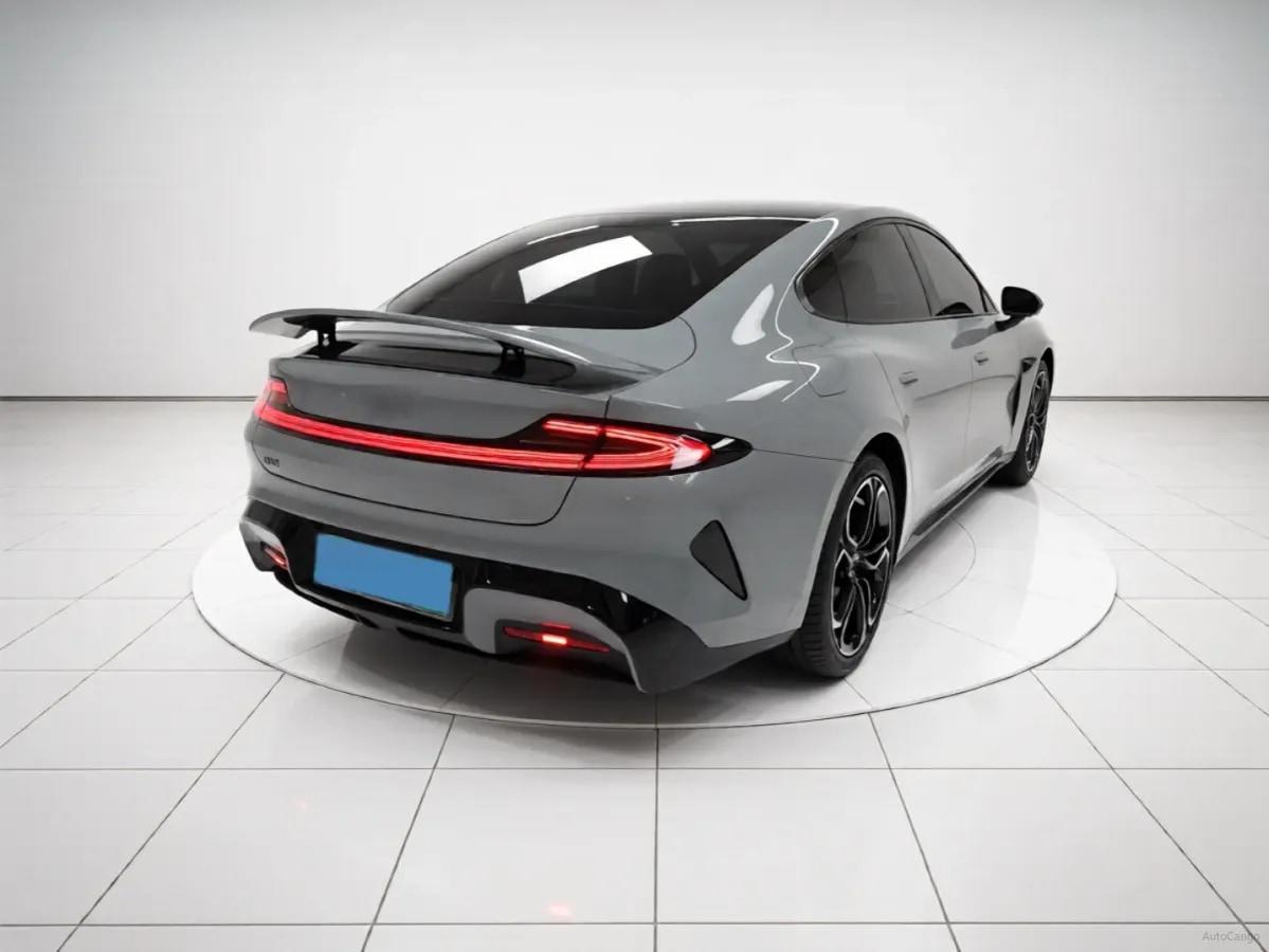 2024 Xiaomi SU7 BEV 94.3KWH image 6