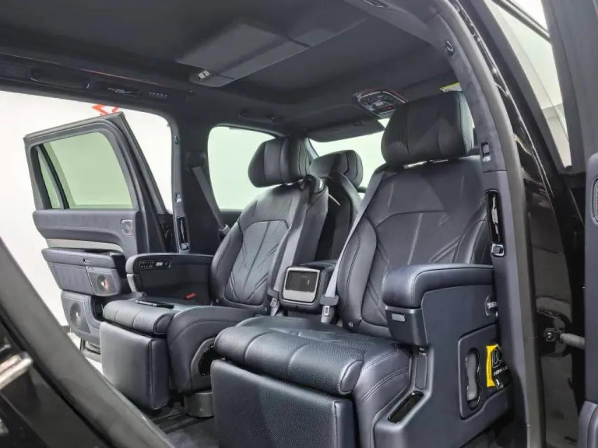 2025 Zeekr 9X 2.0T 279HP L4 1DHT PHEV image 6
