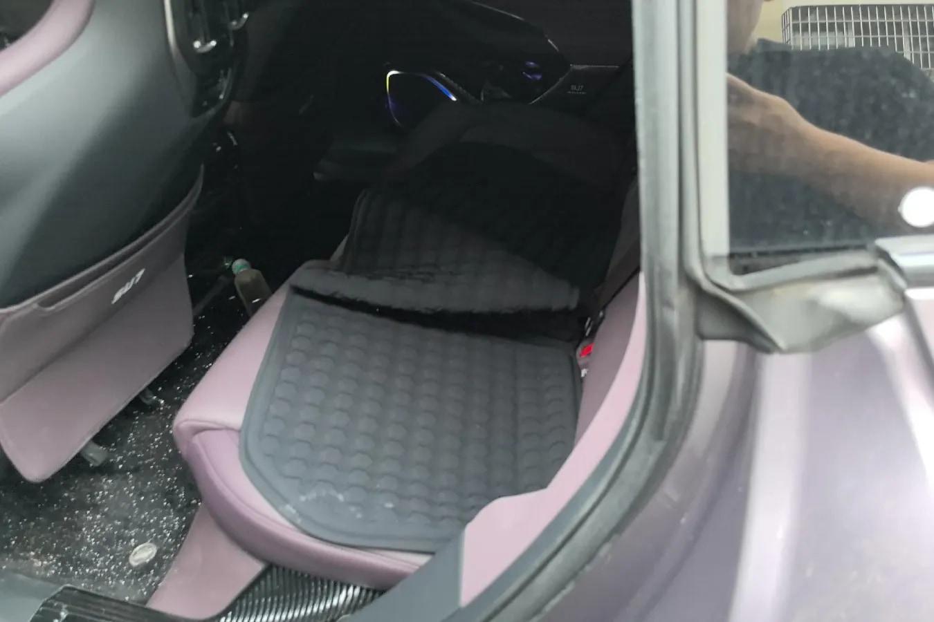2024 Xiaomi SU7 BEV 73.6KWH image 6