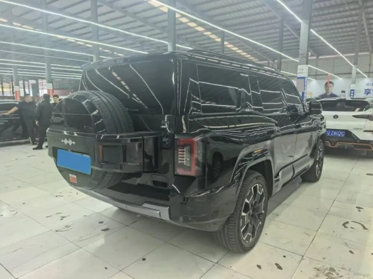 2025 Fang Cheng Bao Bao 8 2.0T 245HP L4 E-CVT PHEV 36.8KWH image 6