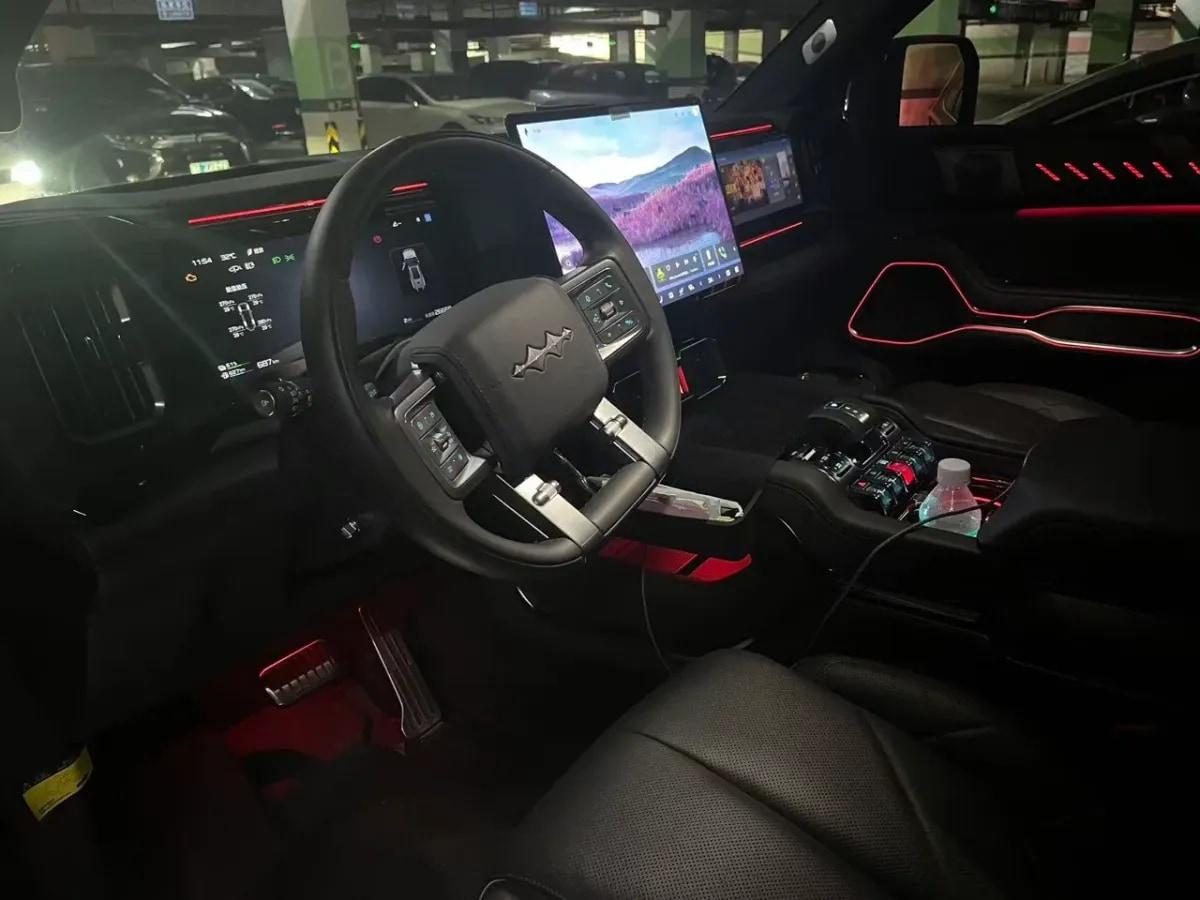 2025 FangChengBao Bao 8 2.0T 245HP L4 E-CVT PHEV 36.8KWH image 6