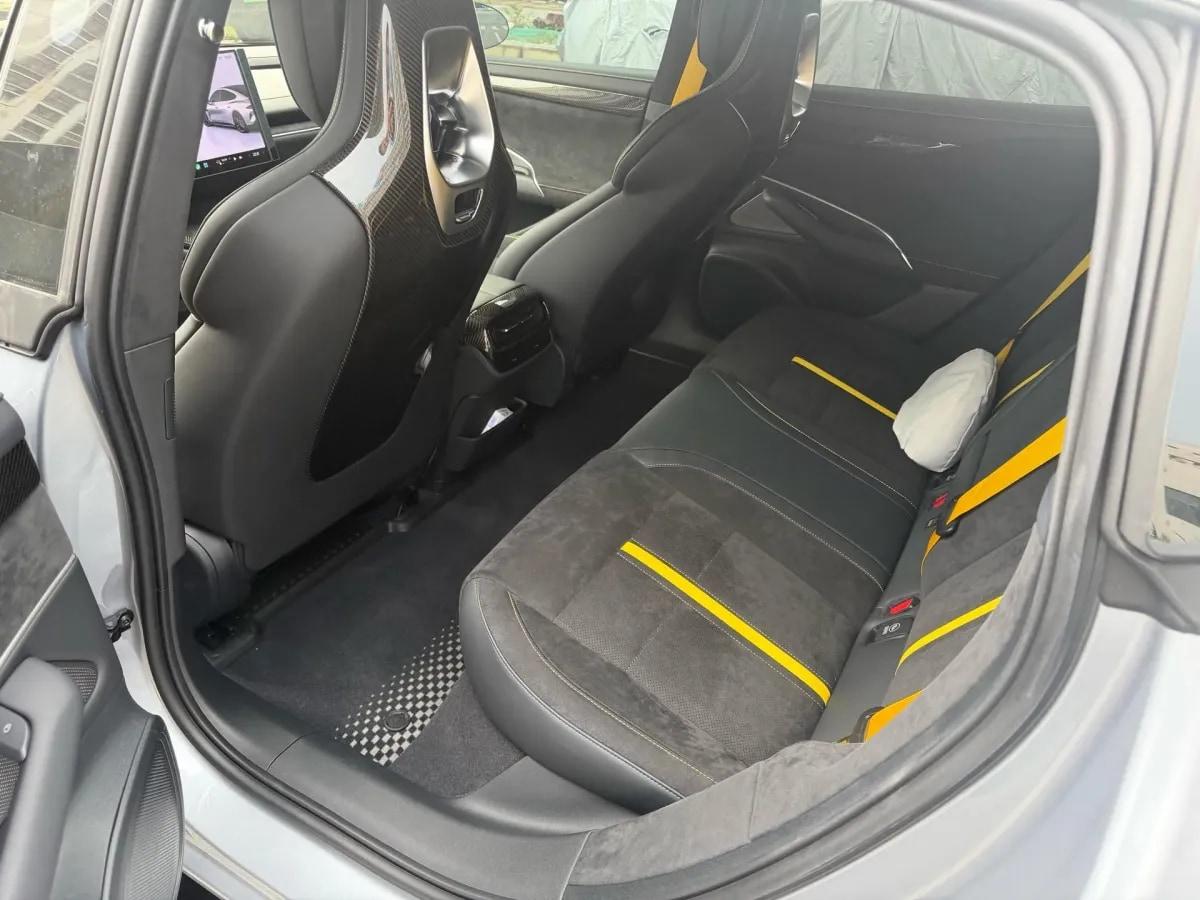 2025 Xiaomi SU7 Ultra BEV 93.7KWH 630km image 6