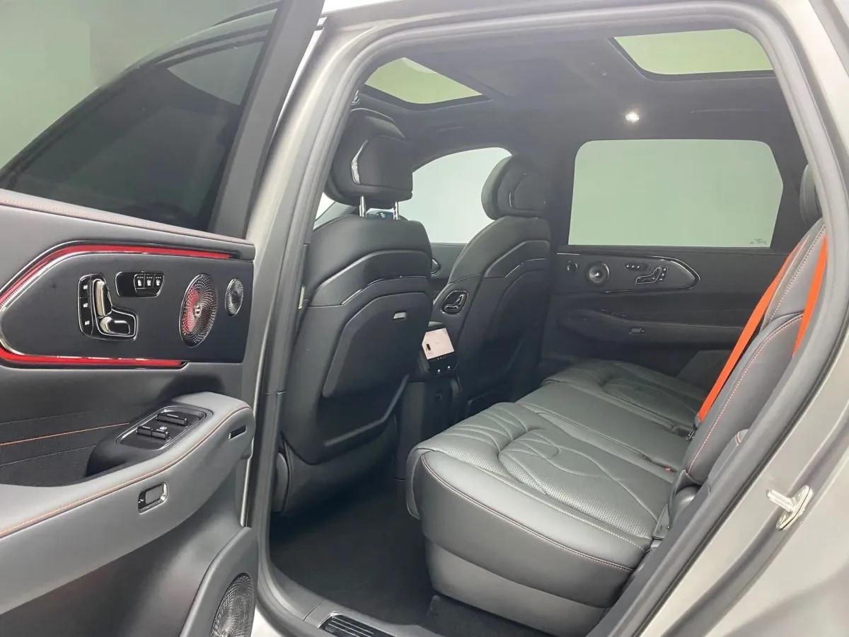 2026 Zeekr 8X 2.0T 279HP L4 1DHT PHEV 70KWH 330km image 6