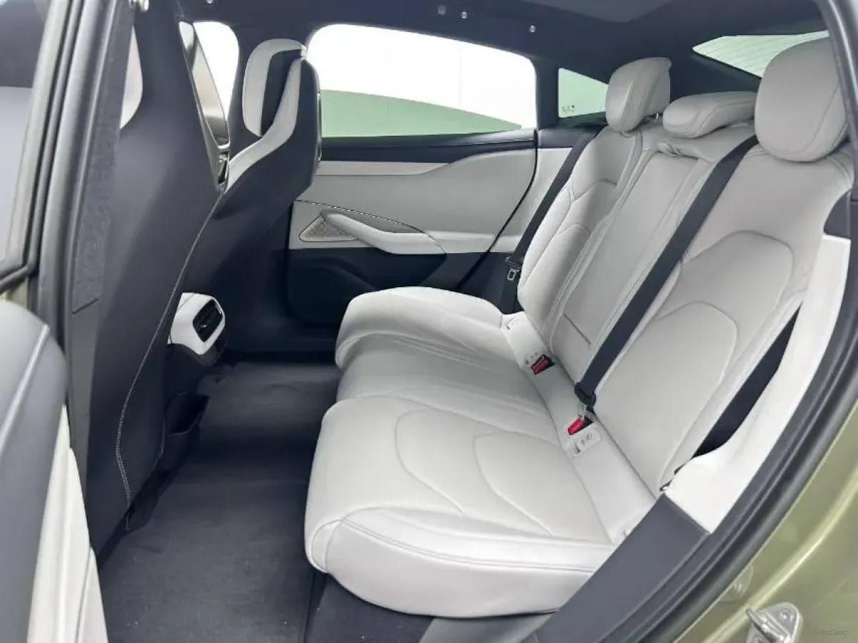 2024 Xiaomi SU7 BEV 73.6KWH image 6