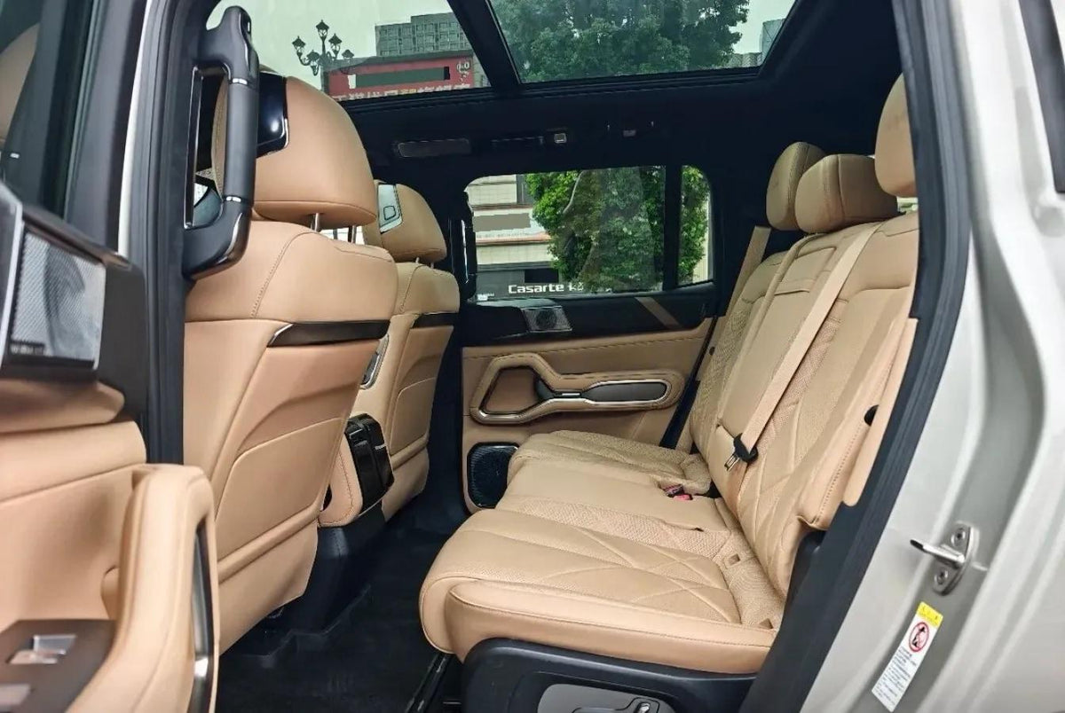 2025 Fang Cheng Bao Bao 8 2.0T 245HP L4 E-CVT PHEV 36.8KWH image 6