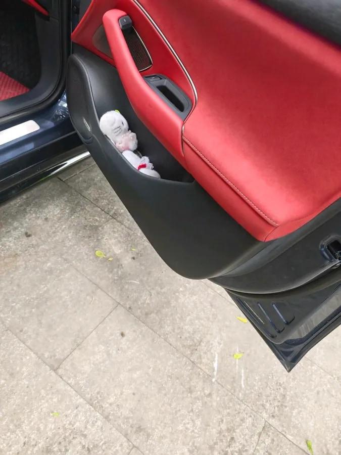 2024 Xiaomi SU7 BEV 73.6KWH image 6