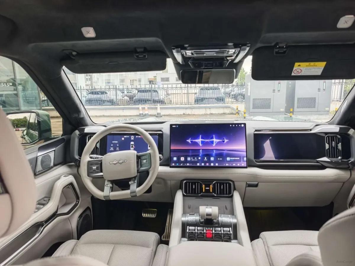 2025 Fang Cheng Bao Bao 8 2.0T 245HP L4 E-CVT PHEV 36.8KWH image 6