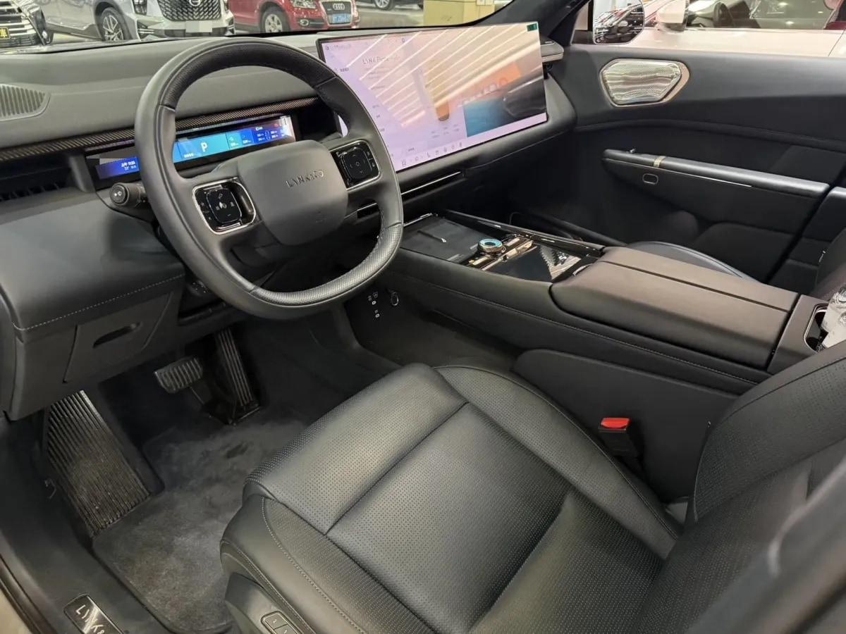 2025 LYNK&CO 900 2.0T 254HP L4 3DHT PHEV 52.38KWH 280km image 6