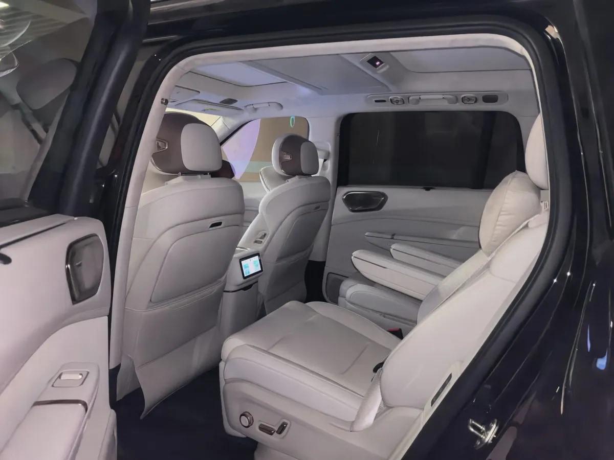 2025 LYNK&CO 900 1.5T 190HP L4 3DHT PHEV 43.3KWH image 6