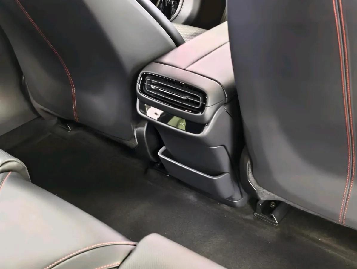 2024 Xiaomi SU7 BEV 94.3KWH image 6