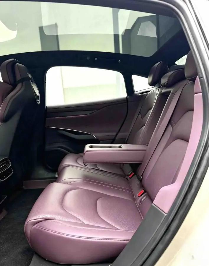 2024 Xiaomi SU7 BEV 94.3KWH image 6
