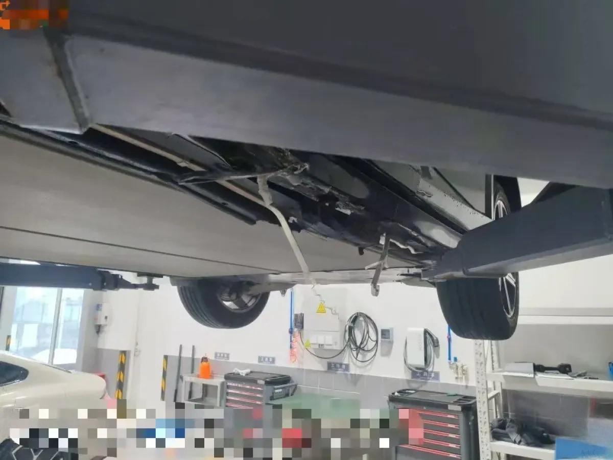 2025 Xiaomi YU7 BEV 96.3KWH image 6
