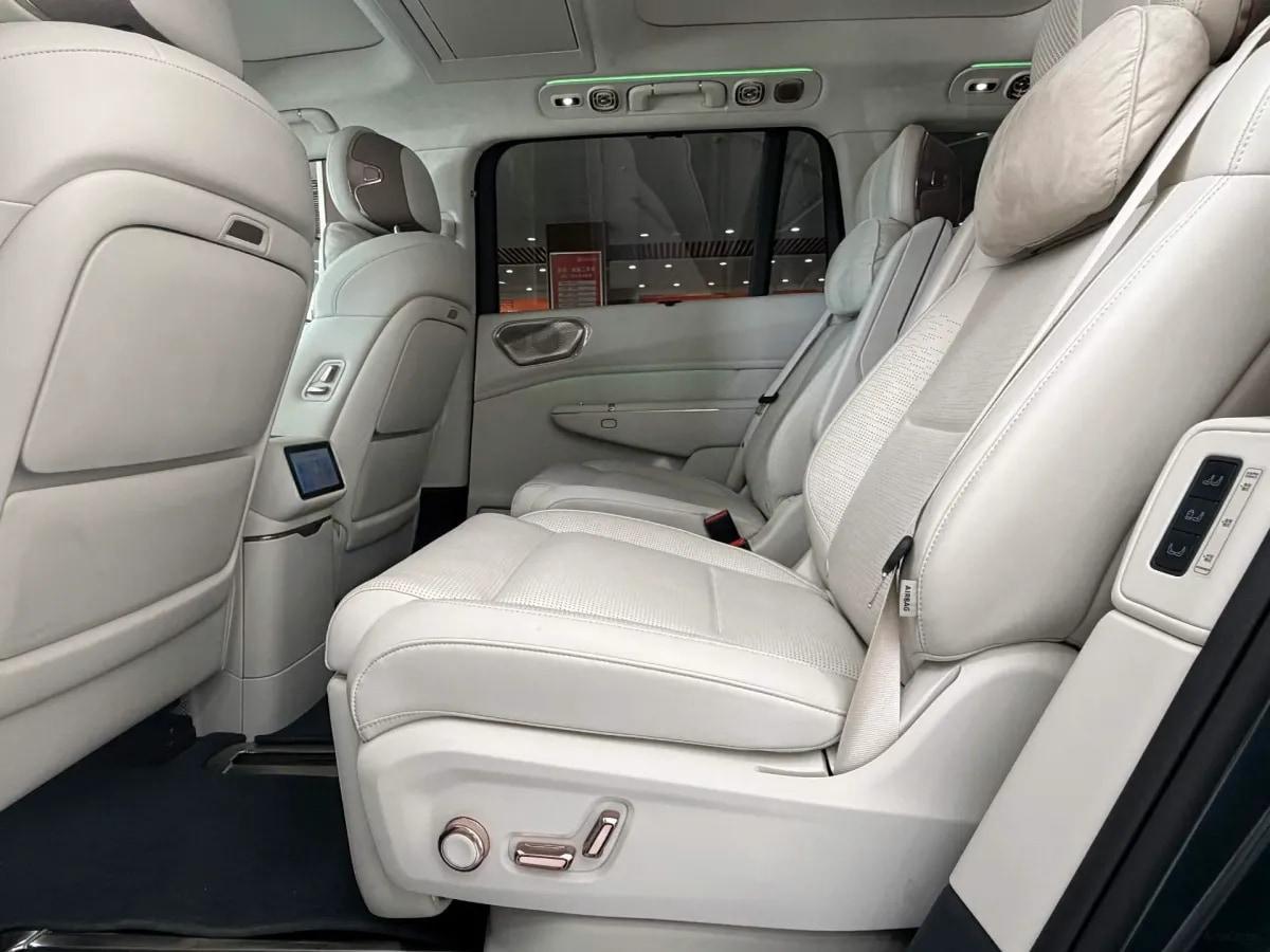 2025 LYNK&CO 900 2.0T 254HP L4 3DHT PHEV 52.38KWH 280km image 6