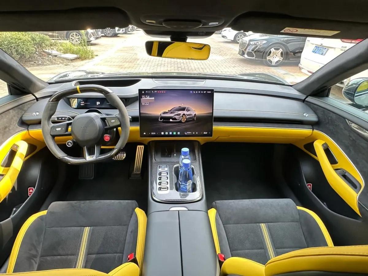 2025 Xiaomi SU7 Ultra BEV 93.7KWH 630km image 6