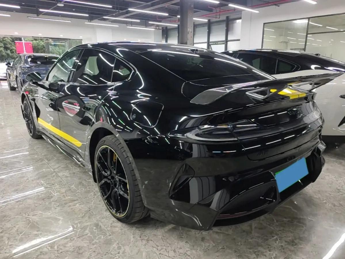 2025 Xiaomi SU7 Ultra BEV 93.7KWH 630km image 6