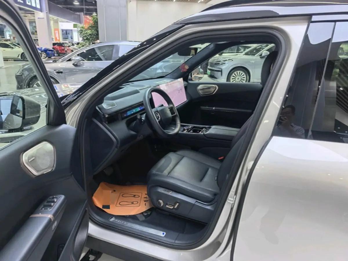 2025 LYNK&CO 900 2.0T 254HP L4 3DHT PHEV 52.38KWH 280km image 6