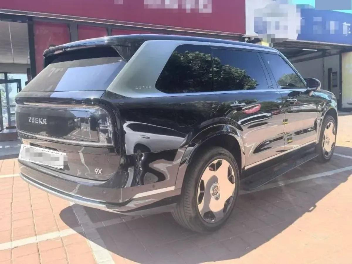 2025 Zeekr 9X 2.0T 279HP L4 1DHT PHEV 70KWH 380km image 6