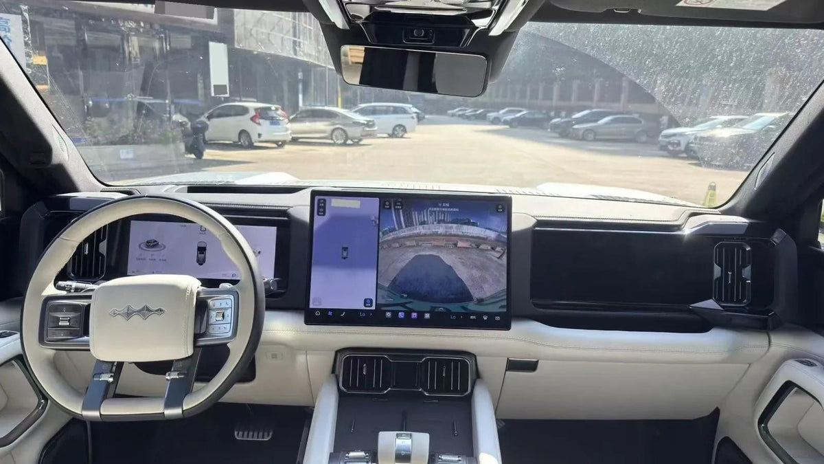 2025 FangChengBao Bao 8 2.0T 245HP L4 E-CVT PHEV 36.8KWH image 6