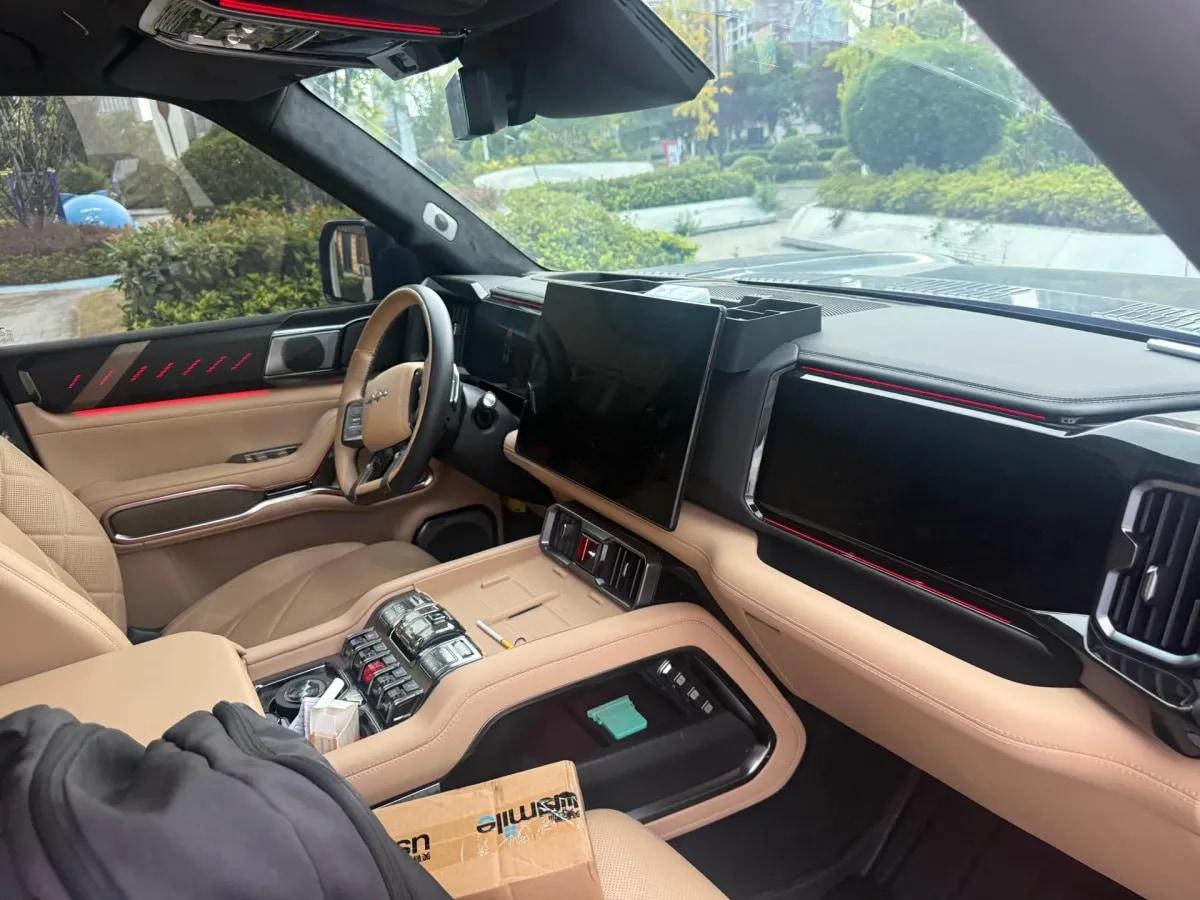 2025 FangChengBao Bao 8 2.0T 245HP L4 E-CVT PHEV 36.8KWH image 6
